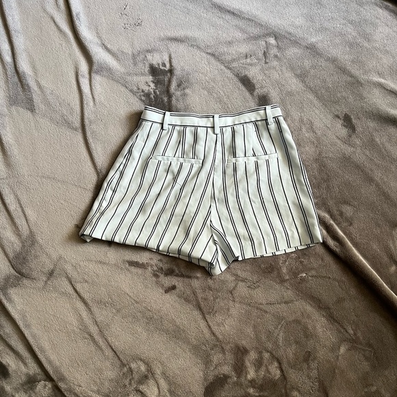 Forever 21 stripes shorts. - Picture 2 of 3